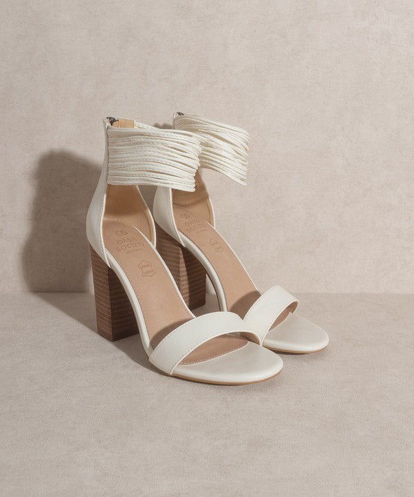 OASIS SOCIETY Blair   Thick Ankle Strap Block Heel